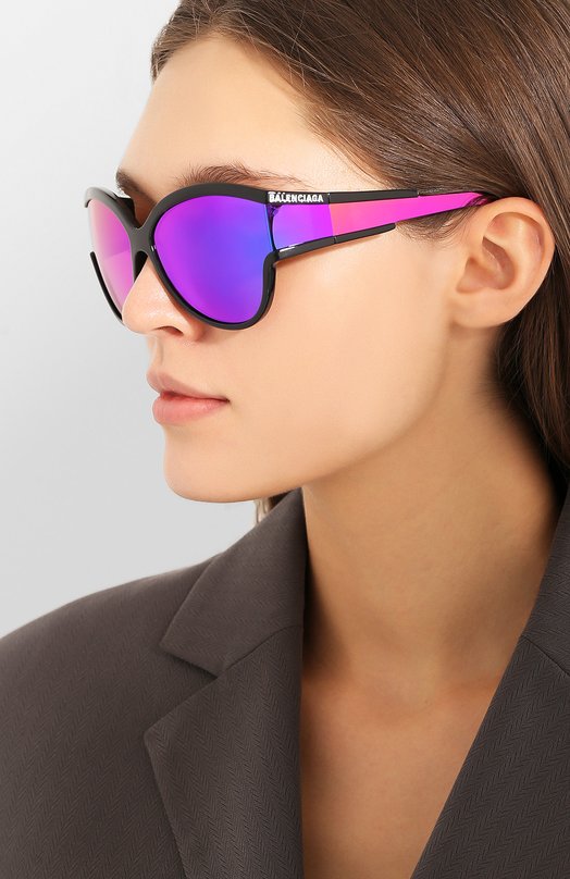 Женские фиолетовые очки. Баленсиага очки солнцезащитные. Солнечные очки Баленсиага. Очки Баленсиага 2022 солнцезащитные. Солнечные очки Balenciaga.