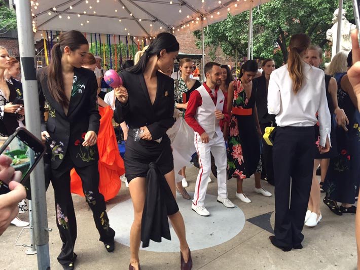 Презентация коллекции Stella McCartney Resort 2016