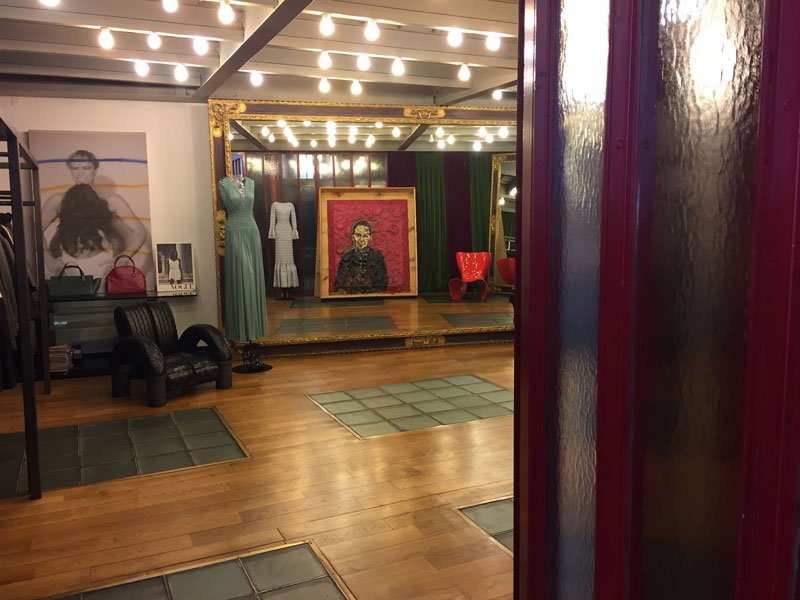 Шоу-рум Alaïa